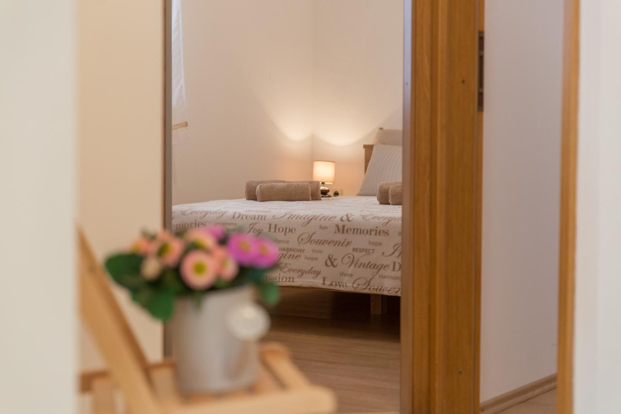 Maiv Residence - Family & Designer Suites Рогозниця Екстер'єр фото