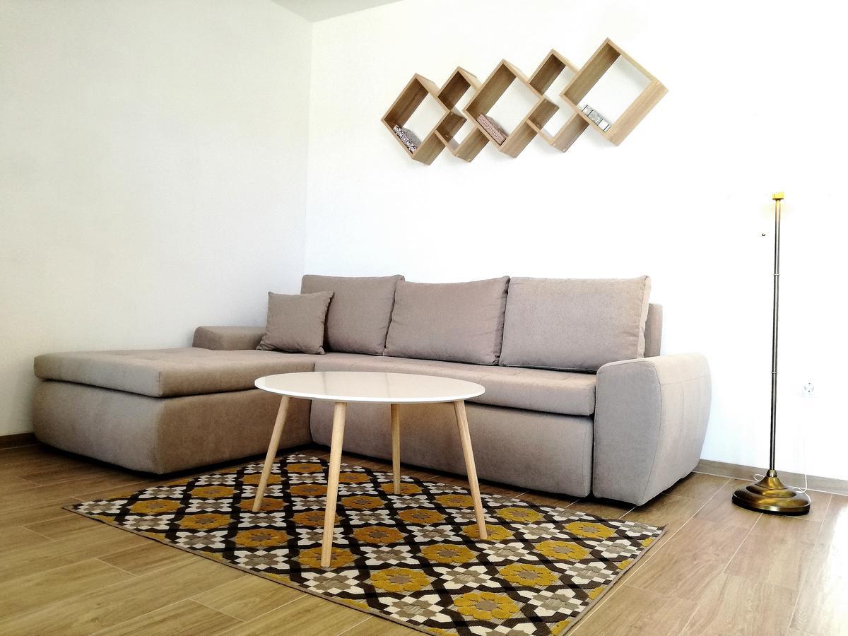 Maiv Residence - Family & Designer Suites Рогозниця Екстер'єр фото