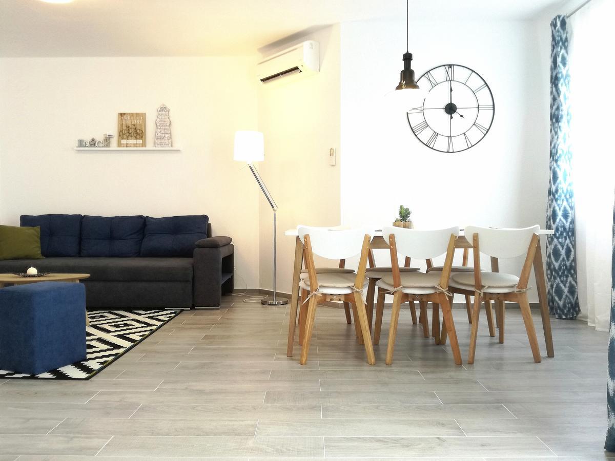 Maiv Residence - Family & Designer Suites Рогозниця Екстер'єр фото