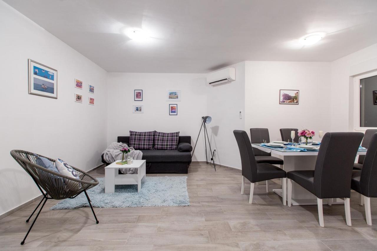 Maiv Residence - Family & Designer Suites Рогозниця Номер фото